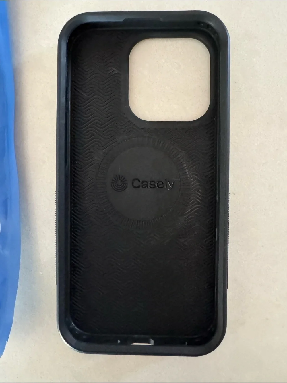 Casely Kiwi Cooler iPhone 15 Pro Phone Case